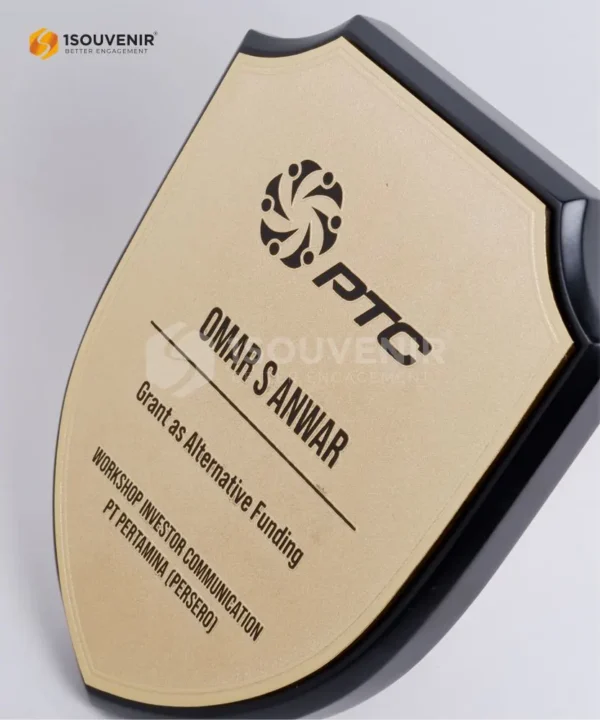 DETAIL-PK453 Wooden Plaque of PTC Investor Workshop