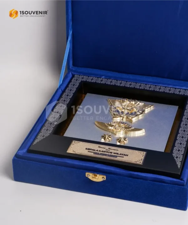 DETAIL2-PF209 Framed Plaque of the Directorate General of Customs and Excise