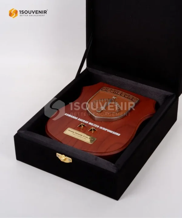 DETAIL2-PK454 Wooden Plaque of WSO Indonesia