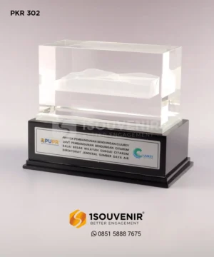 PKR302 Crystal Plaque of Cijurey Dam