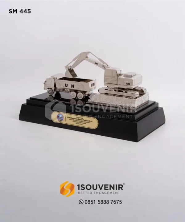 SM445 Miniature Excavator Indonesia Engineering Company