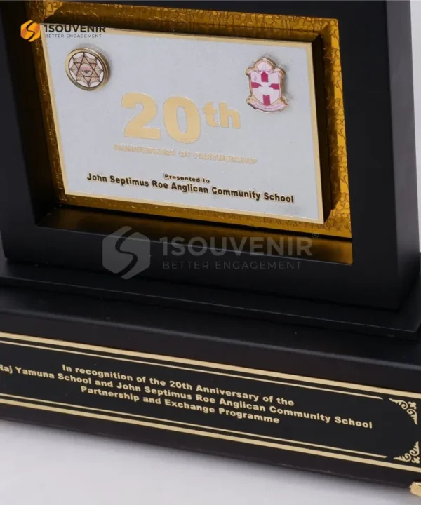 DETAIL-PF232 Frame Plaque Raj Ymuna School