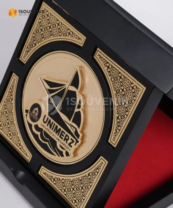 DETAIL-PK473 Wooden Plaque Megarezky University