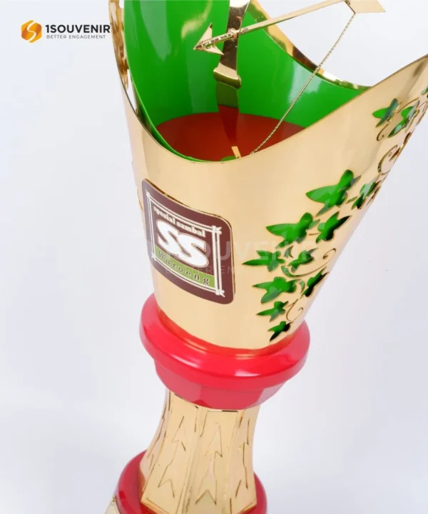 DETAIL-PP282 Trophy Waroeng SS