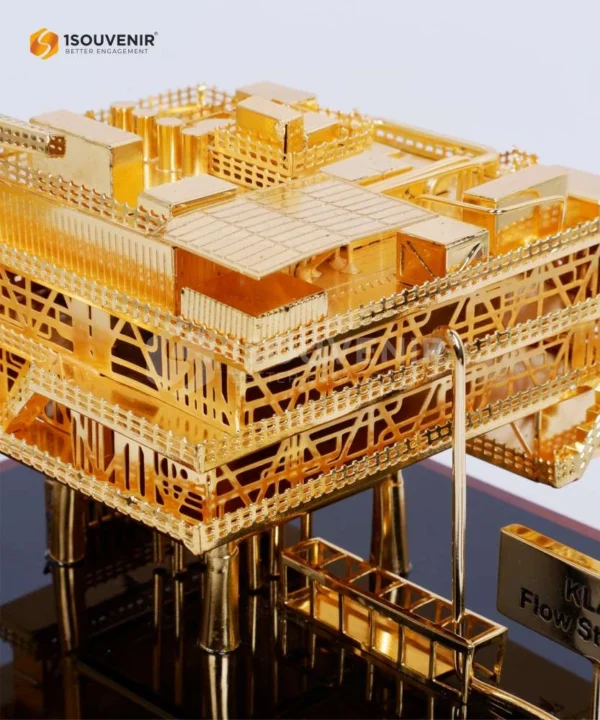 DETAIL-SM452 Miniature Onshore Rig KLA Flow Station