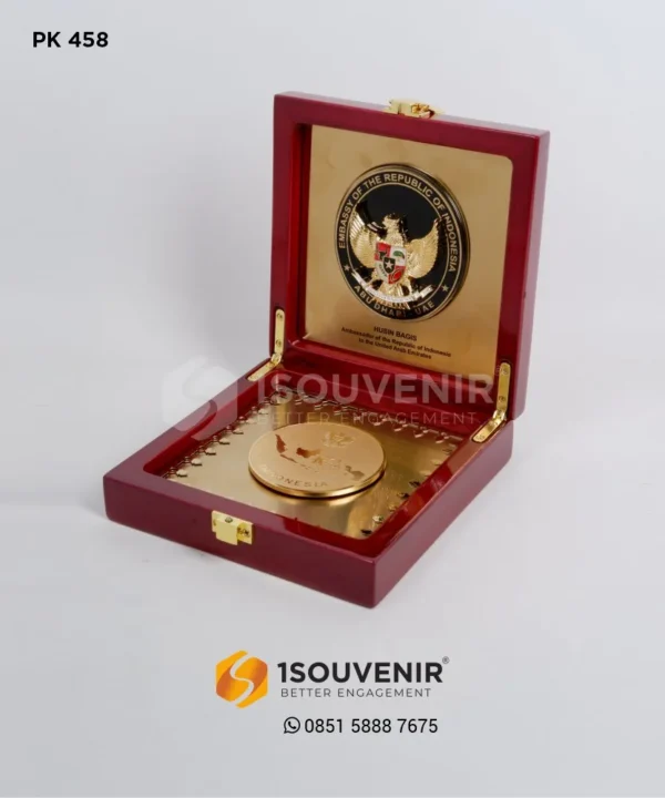 PK458 Wooden Plaque KBRI Abu Dhabi
