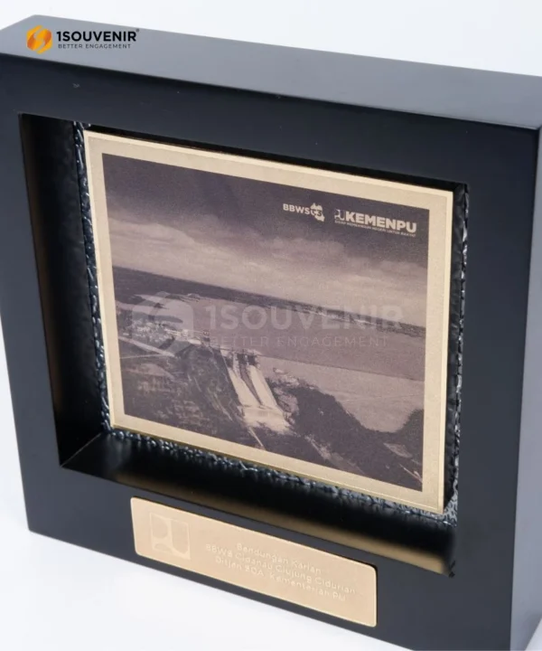 DETAIL-PF261 Frame Plaque Karian Dam