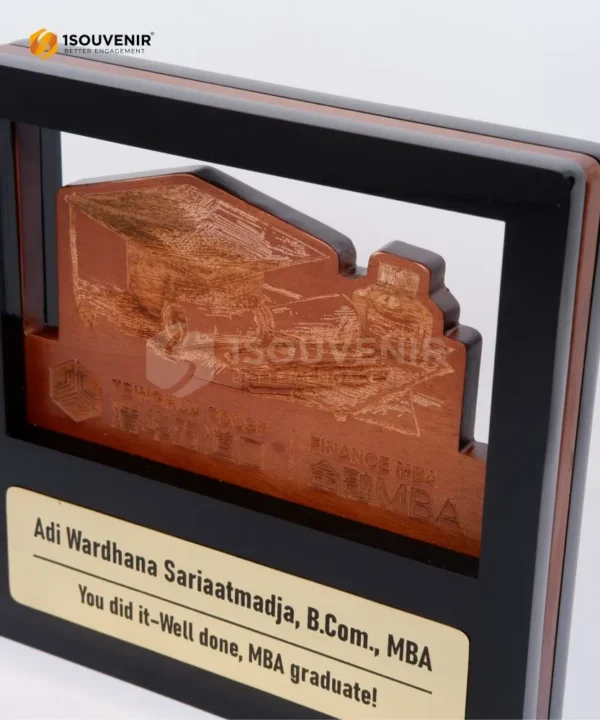 DETAIL-PF264 Frame Plaque MBA Graduate