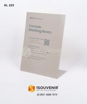 KL223 Metal Craft Komodo Meeting Room