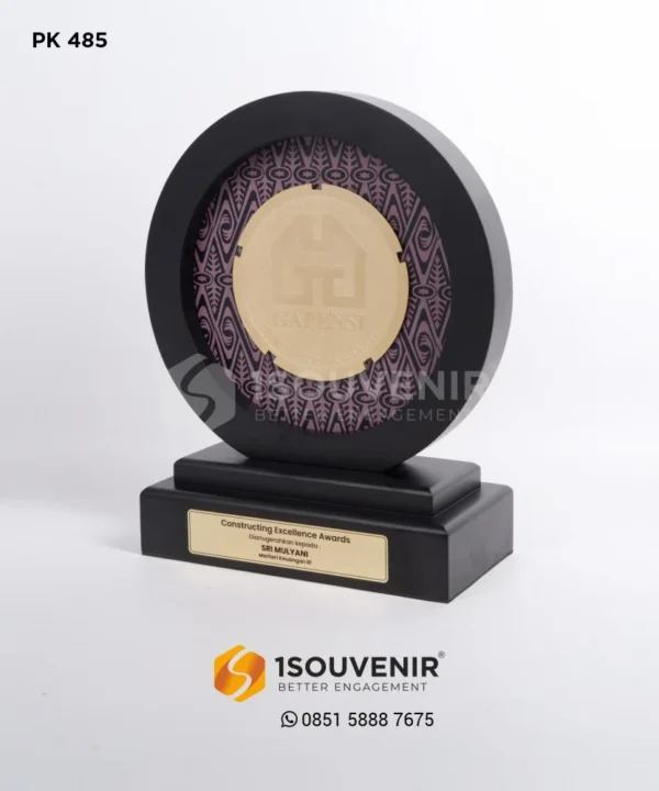 PK485 Wooden Plaque Gapensi