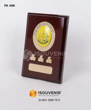 PK496 Wooden Plaque District Attorney Batam
