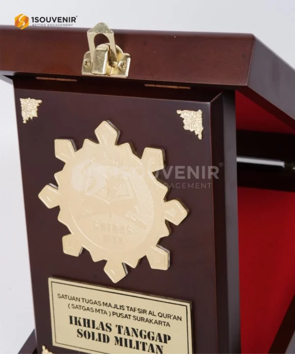 DETAIL-PK508 Wooden Plaque Satgas MTA