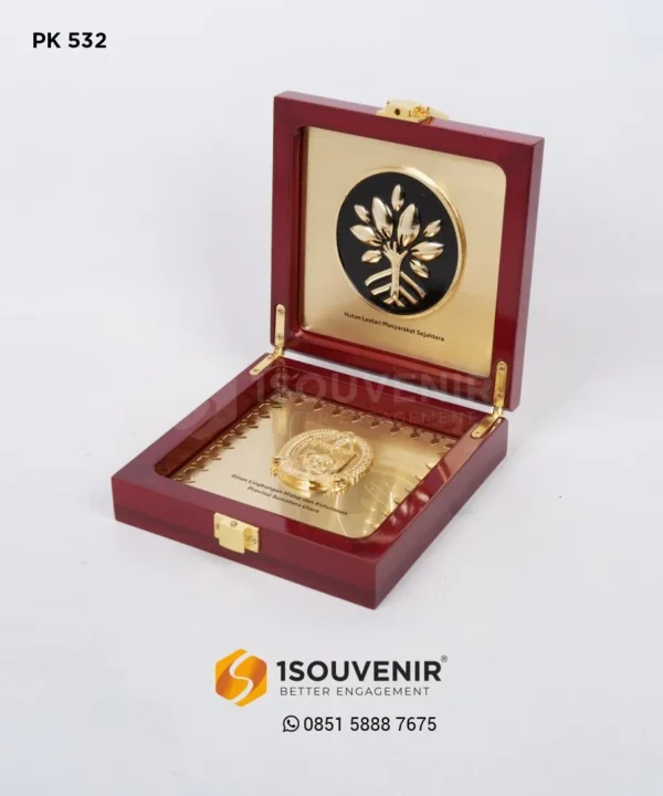 PK532 Wooden Plaque DLHK Sumatera Utara