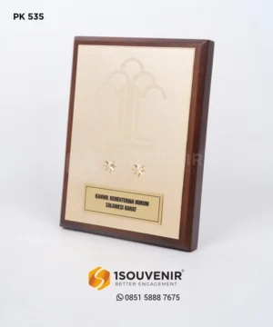 PK535 Wooden Plaque Kemenkumham Sulawesi Barat