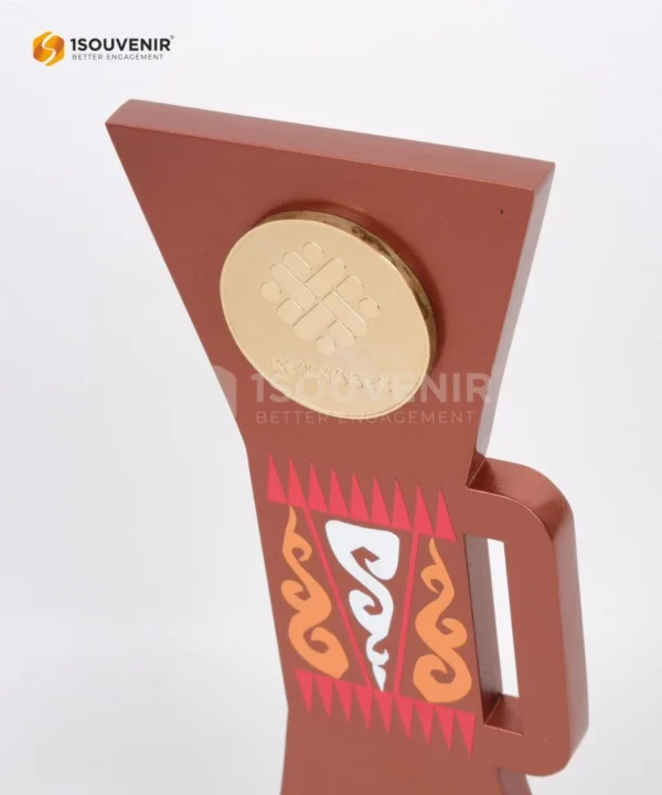 DETAIL-PP306 Trophy KEMNAKER Sorong