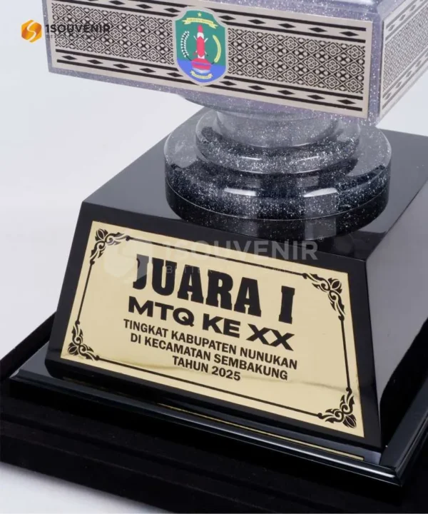 DETAIL2-MTQ239 Trophy MTQ XX Sembakung
