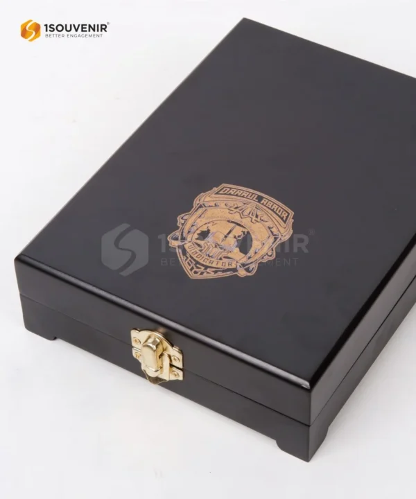 DETAIL2-PK552 Wooden Plaque Daarul Abror