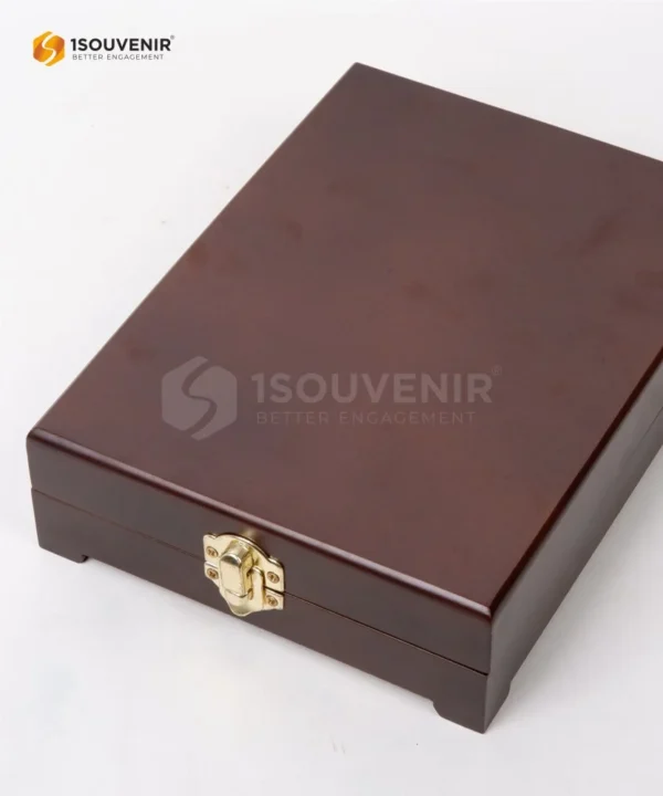 DETAIL2-PK559 Wooden Plaque Area Finance Job Tomori