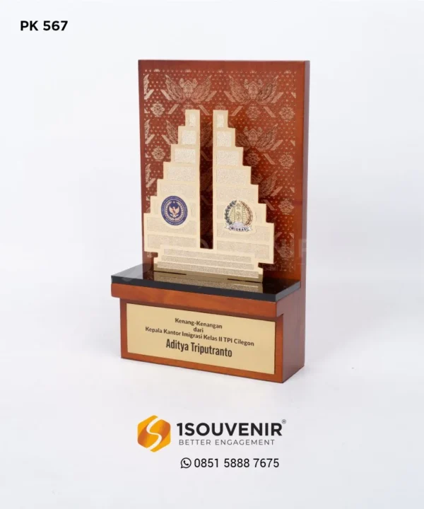 PK567 Wooden Plaque TPI Cilgeon