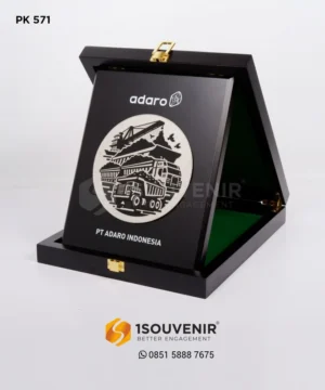 PK571 Wooden Plaque Adaro Indonesia