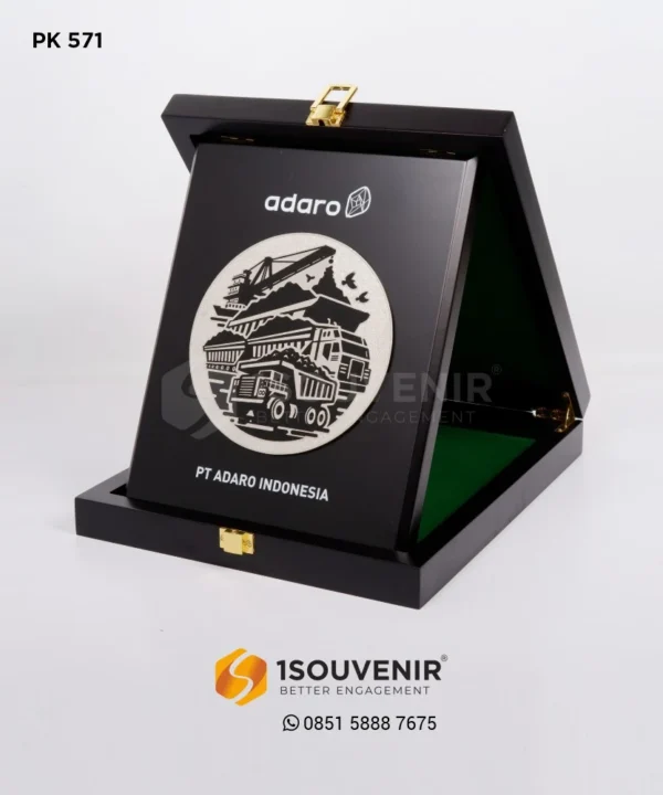 PK571 Wooden Plaque Adaro Indonesia