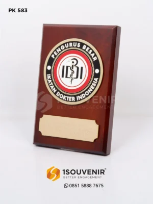 PK583 Wooden Plaque Executive Board of IDI