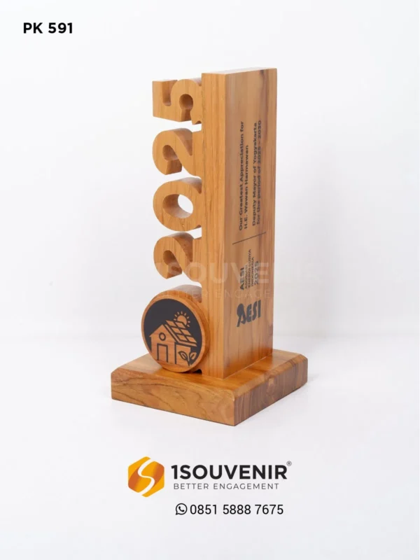 PK591 Wooden Plaque AESI