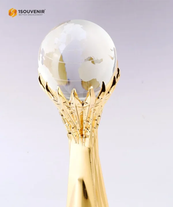 DETAIL-PP325 Trophy Outstanding Performance