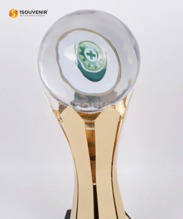 DETAIL-PP327 Trophy BK3N 2025