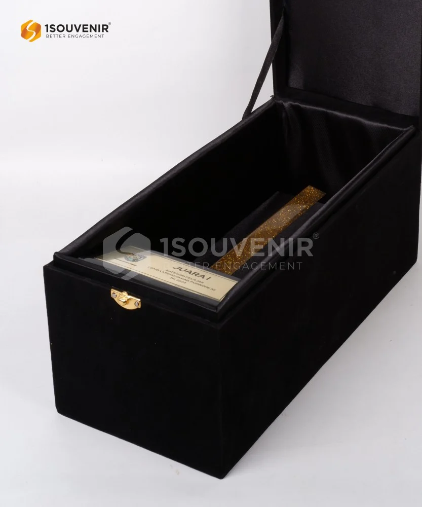 DETAIL2-PP319 Trophy Krenova Purworejo