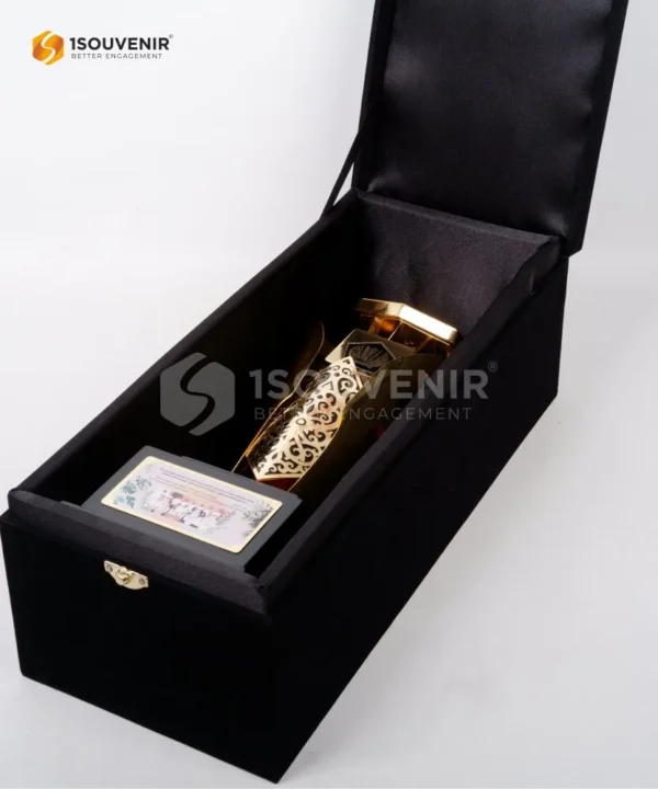 DETAIL2-PP341 Trophy KPP Pratama Surabaya