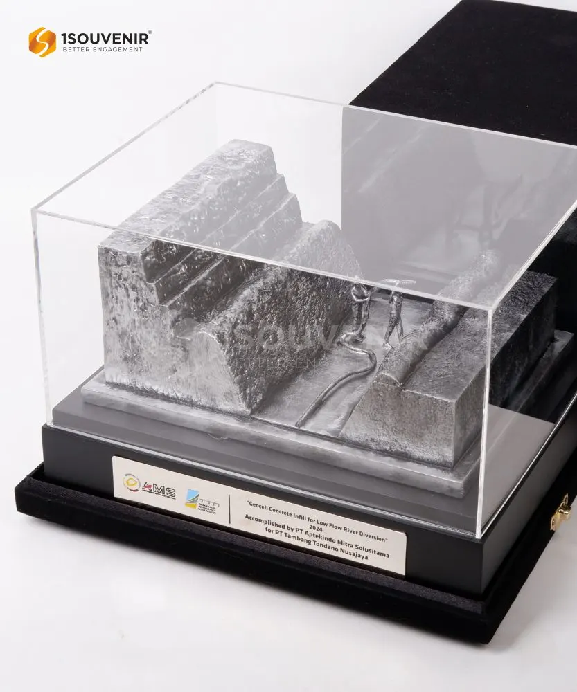 DETAIL2-SM541 Miniature Tambang Tondano Nusajayaa