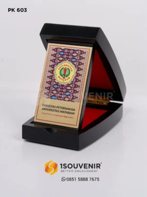 PK603 Wooden Plaque Mataram University