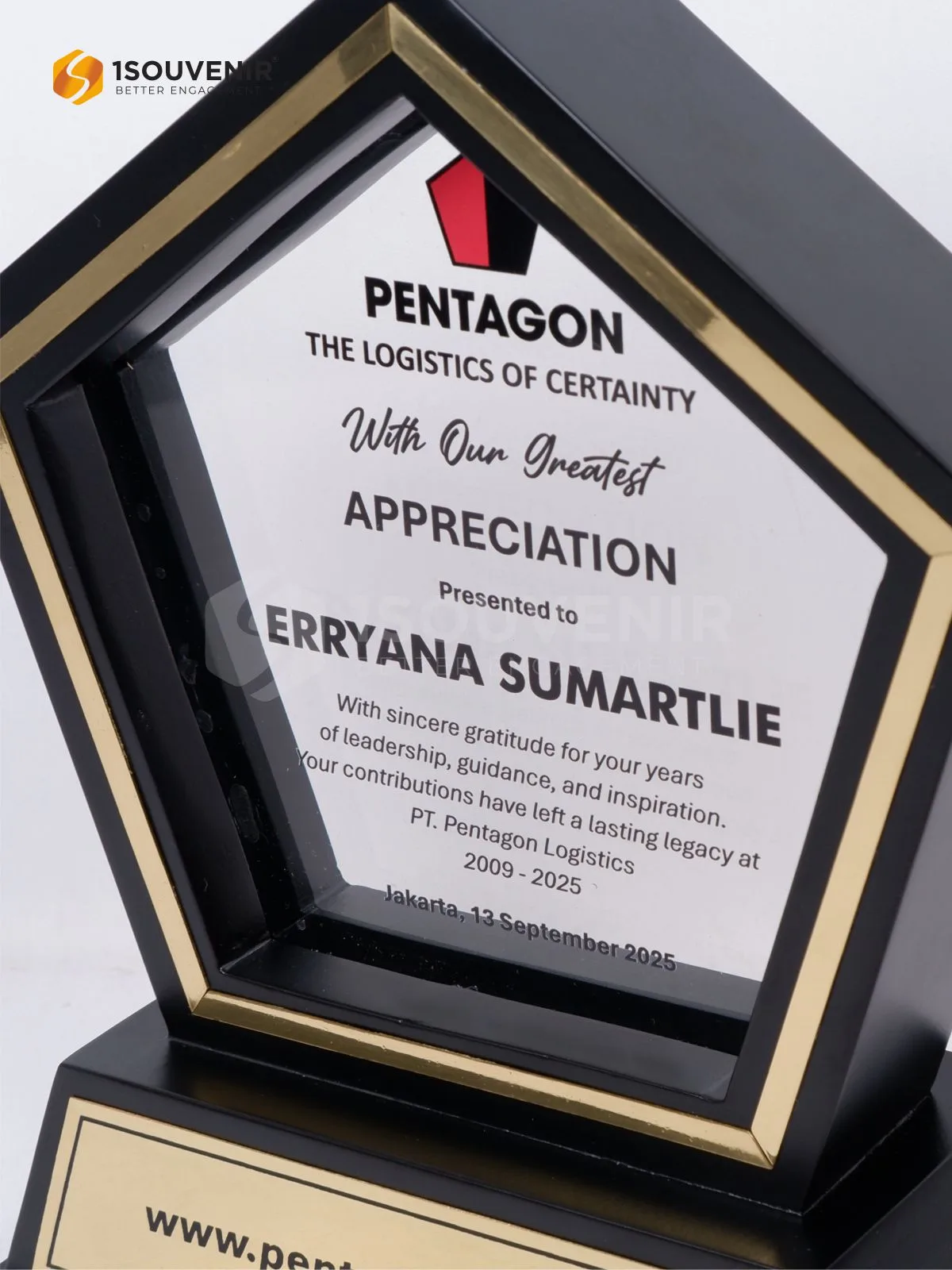 DETAIL-PF283 Frame Plaque Pentagon