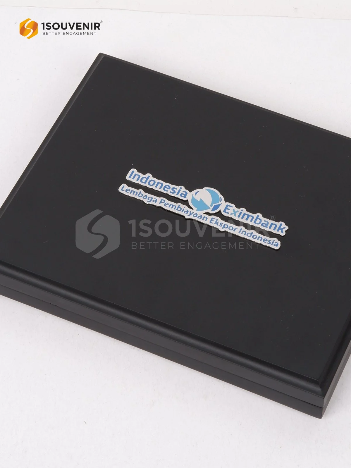 DETAIL2-PK610 Wooden Plaque Indonesia Eximbank