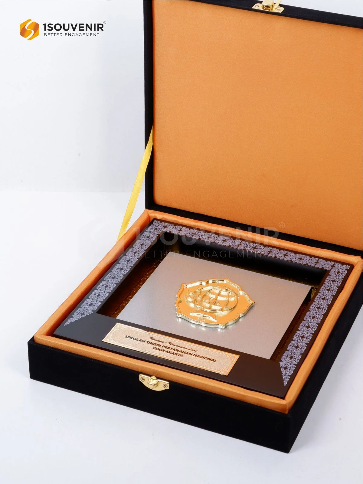 DETAIL2-PF296 Frame Plaque STPN Yogyakarta