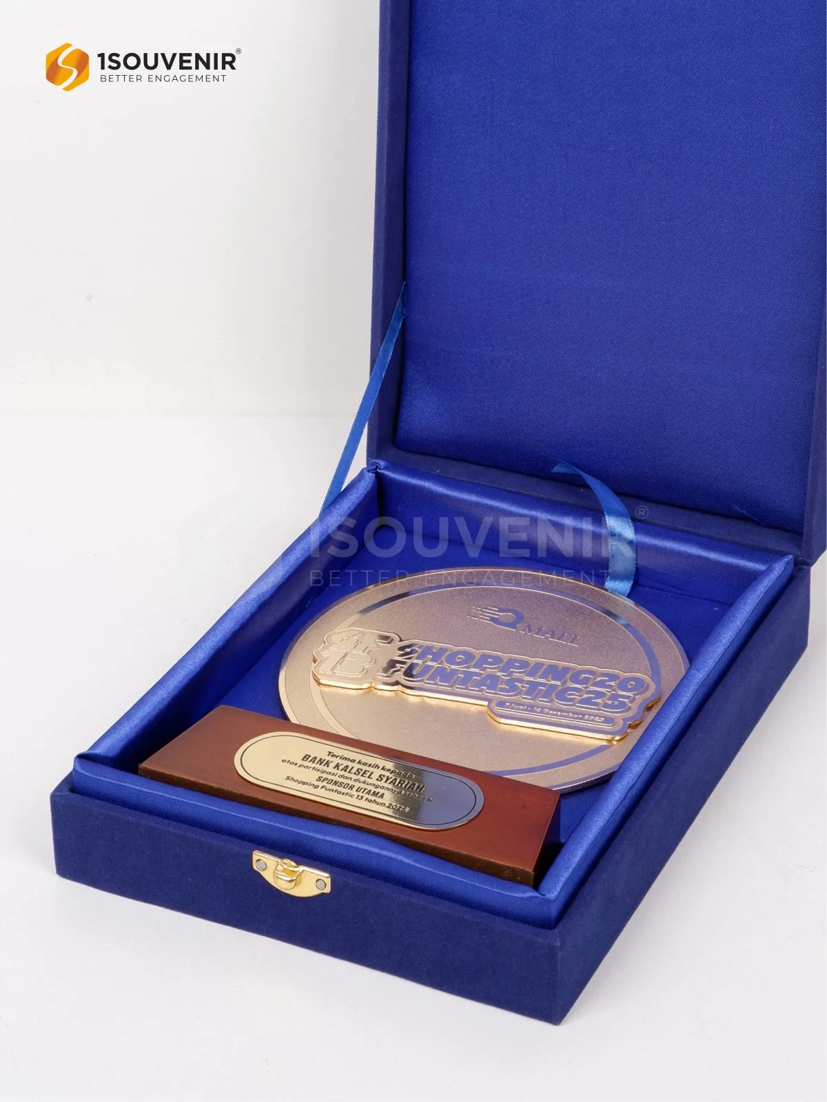 DETAIL2-PL357 Metal Plaque Shopping Funtastic