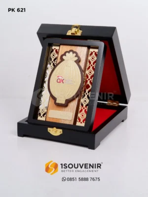 PK621 Wooden Plaque OJK NTT
