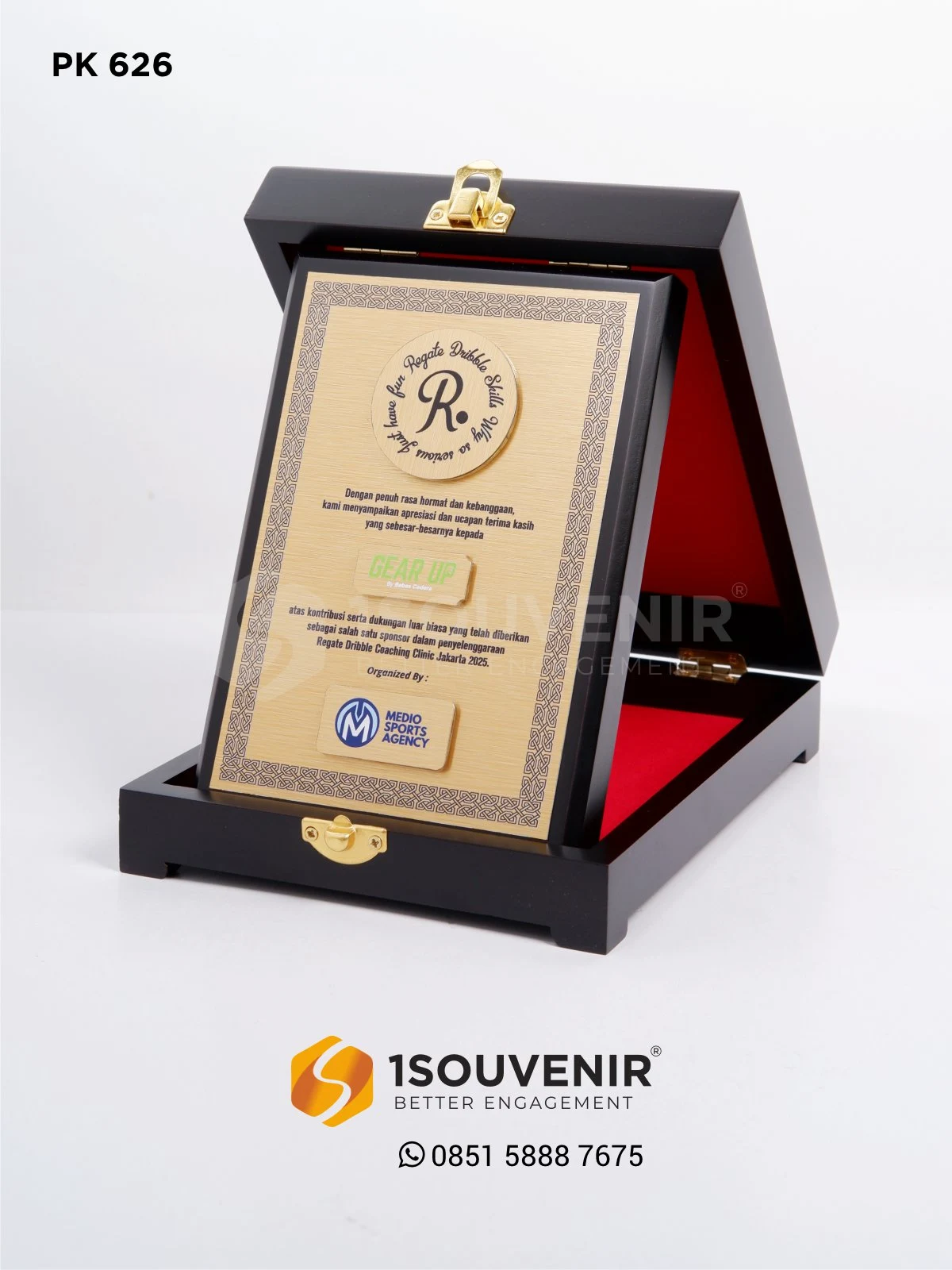 PK626 Wooden Plaque Regate Dribble