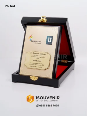 PK631 Wooden Plaque Supermal Karawaci