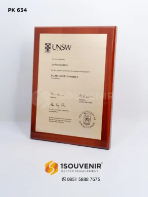 PK634 Wooden Plaque UNSW Australia