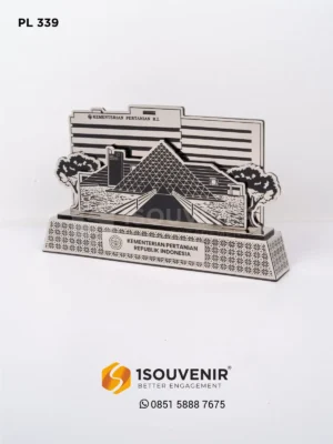 PL339 Metal Plaque Ministry of Agriculture