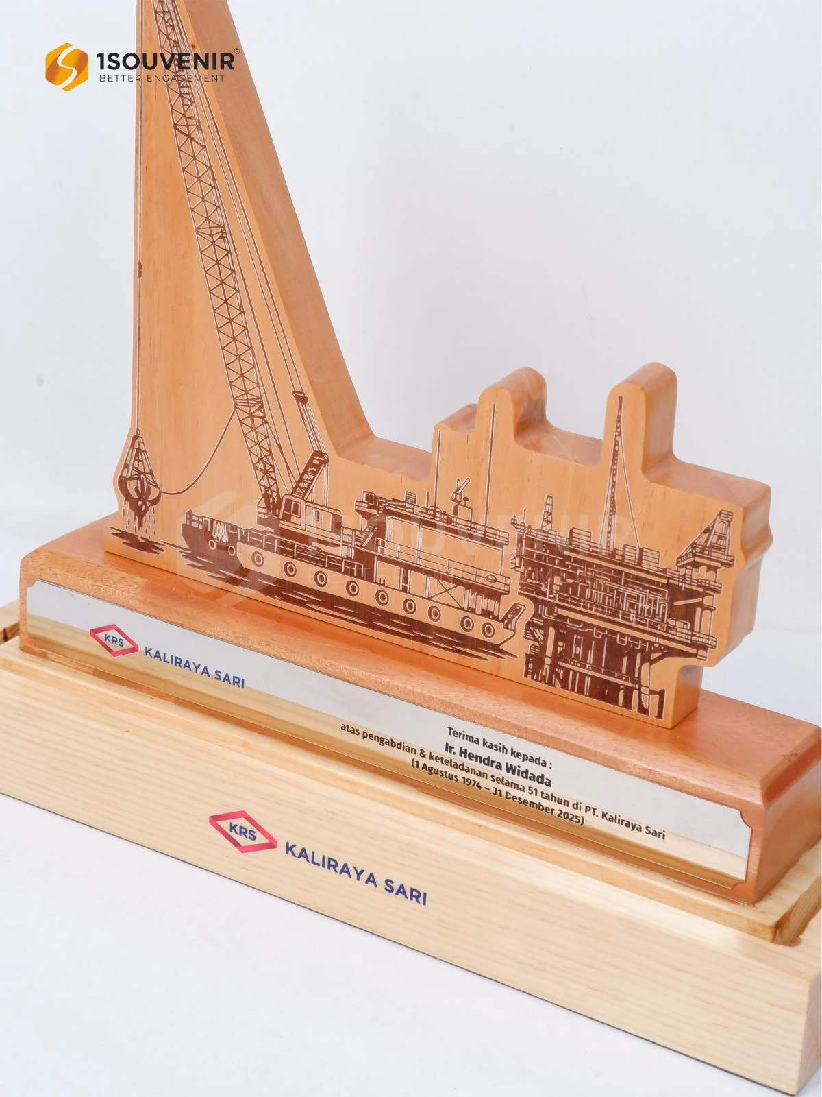 DETAIL-PK637 Wooden Plaque Kaliraya Sari