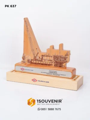 PK637 Wooden Plaque Kaliraya Sari